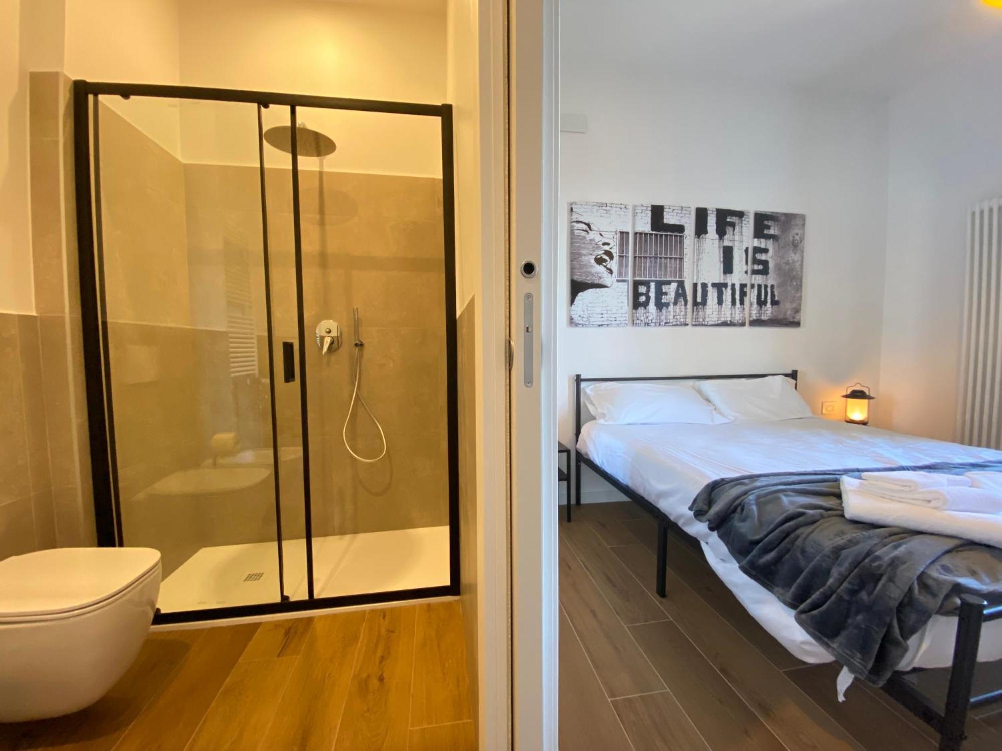 Avantgard Rooms Red Carpet Bologna Buitenkant foto